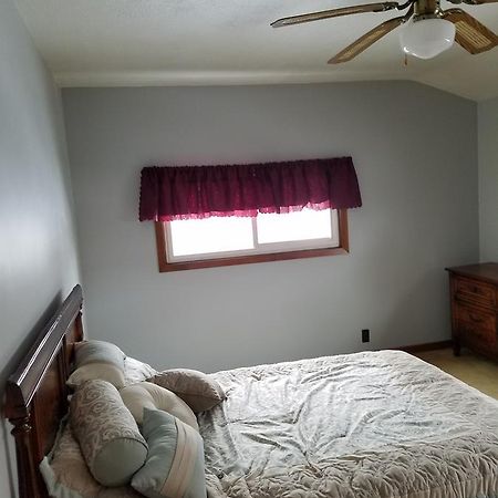 Cozy Cottage On Lake Winnebago فوند دو لاك المظهر الخارجي الصورة